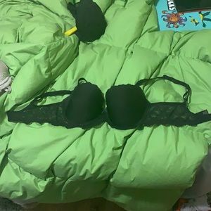 Victoria’s Secret bra